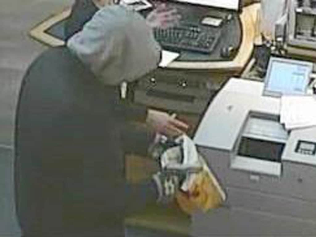 , Belohnung ausgesetzt ! Weitere öffentliche Suche nach Bankräuber – Velbert, City-News.de