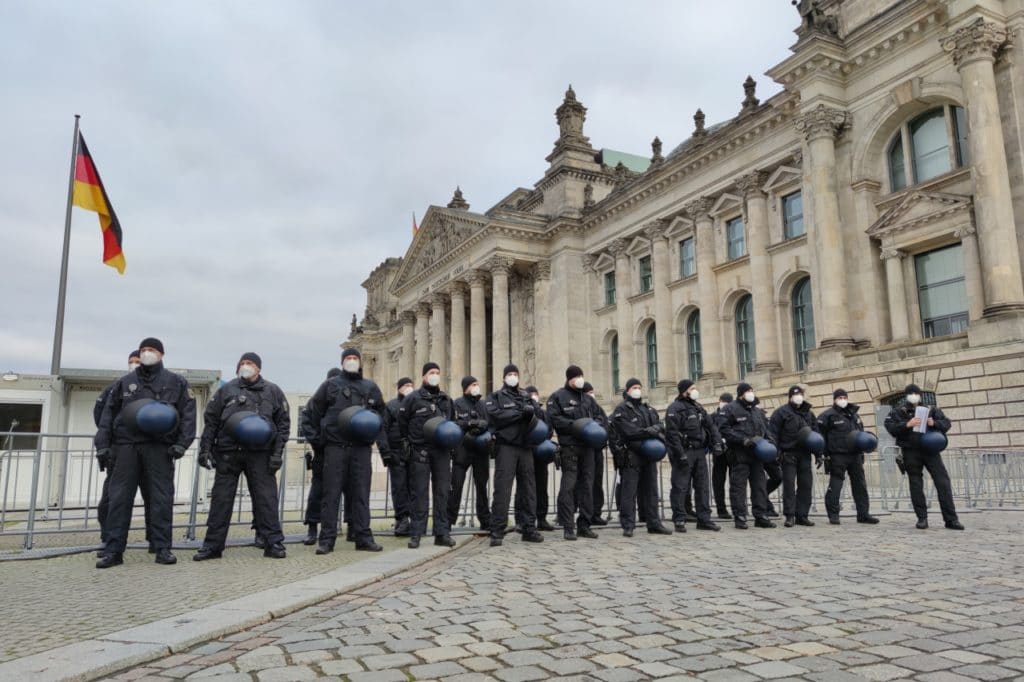 , Innenminister sehen Polizei trotz Corona voll einsatzfähig, City-News.de