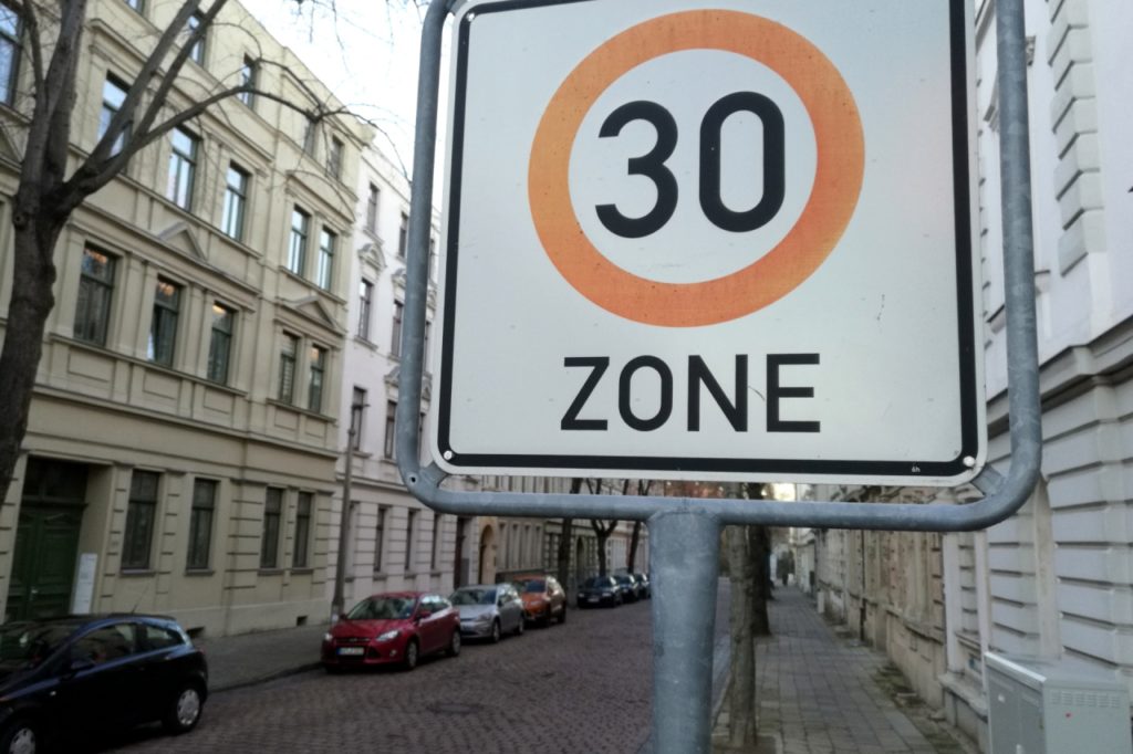 , Verkehrsunfälle mit Kindern nur selten in Tempo-30-Zonen, City-News.de