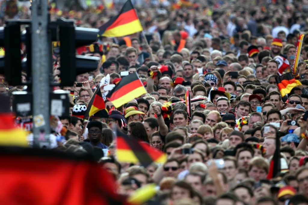 , Deutsche haben gedämpfte Erwartungen für Fußball-WM, City-News.de