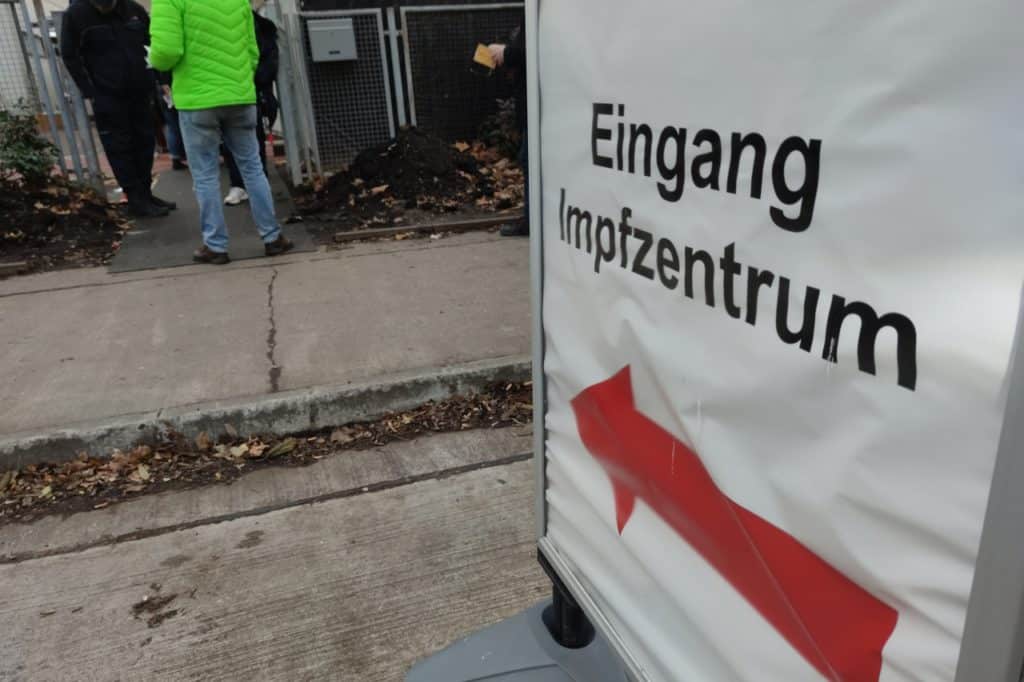, Wüst hält 30 Millionen Impfungen bis Weihnachten weiter für möglich, City-News.de