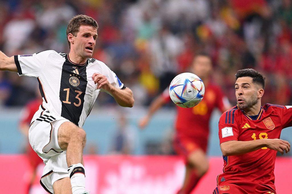 , Fußball-WM: Spanien und Deutschland unentschieden, City-News.de